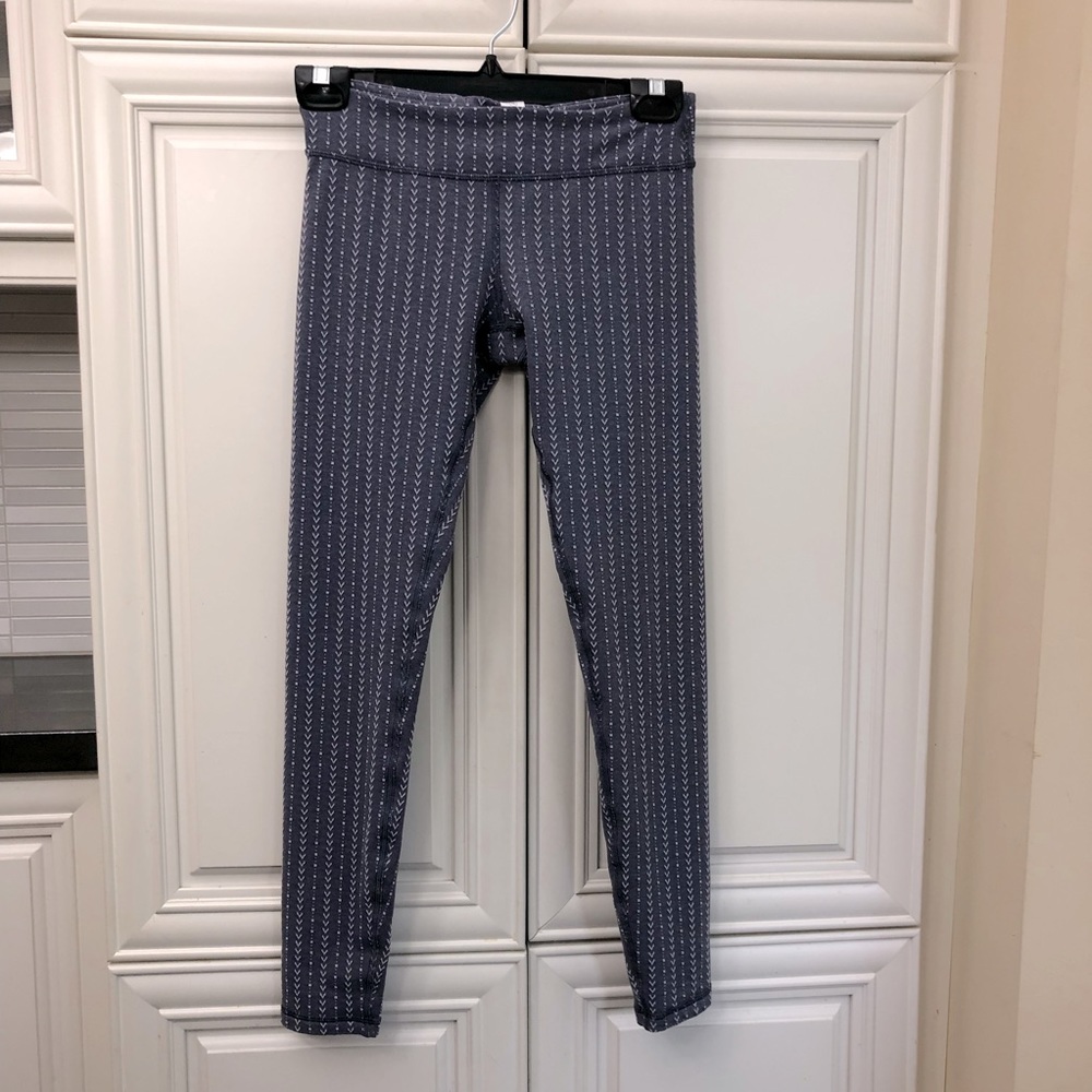 Ivivva by Lululemon girls leggings